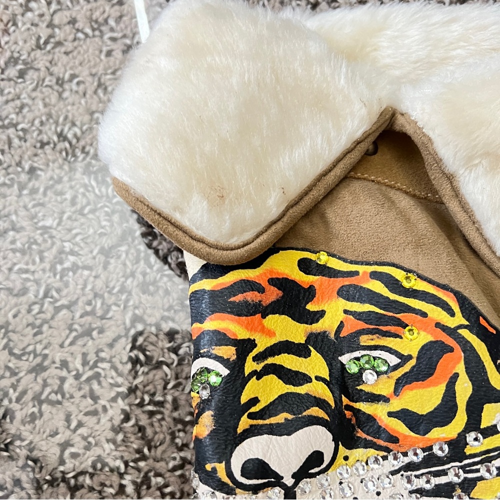 2008 Original Ed hardy tall tan suede boots with swarovski crystals - Picture 9 of 10